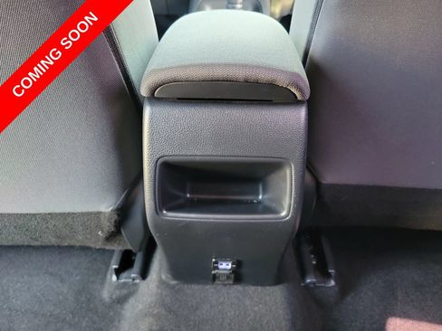 Used 2022 Toyota Corolla LE w/ Carpet Mat Package (TMS) FWD image 12