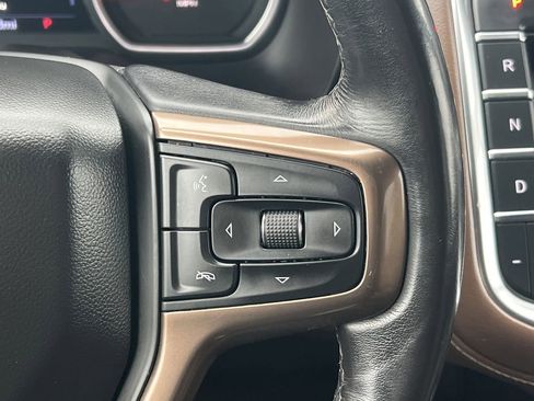 Used 2021 Chevrolet Suburban High Country w/ Premium Package image 9