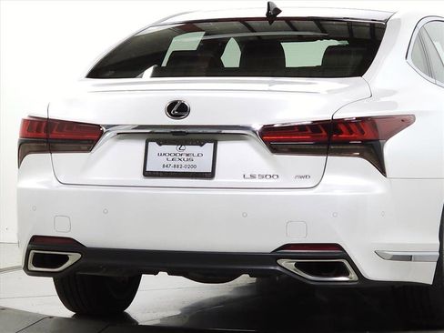 Used 2024 Lexus LS 500 AWD w/ Luxury Package image 9