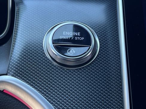 Certified 2026 Mercedes-Benz GLC 300 4MATIC image 38