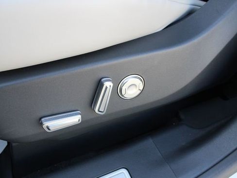New 2026 Lincoln Nautilus Reserve AWD/4WD image 49