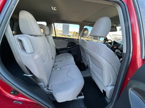 Used 2011 Toyota RAV4 4WD w/ Upgrade Value Pkg image 29