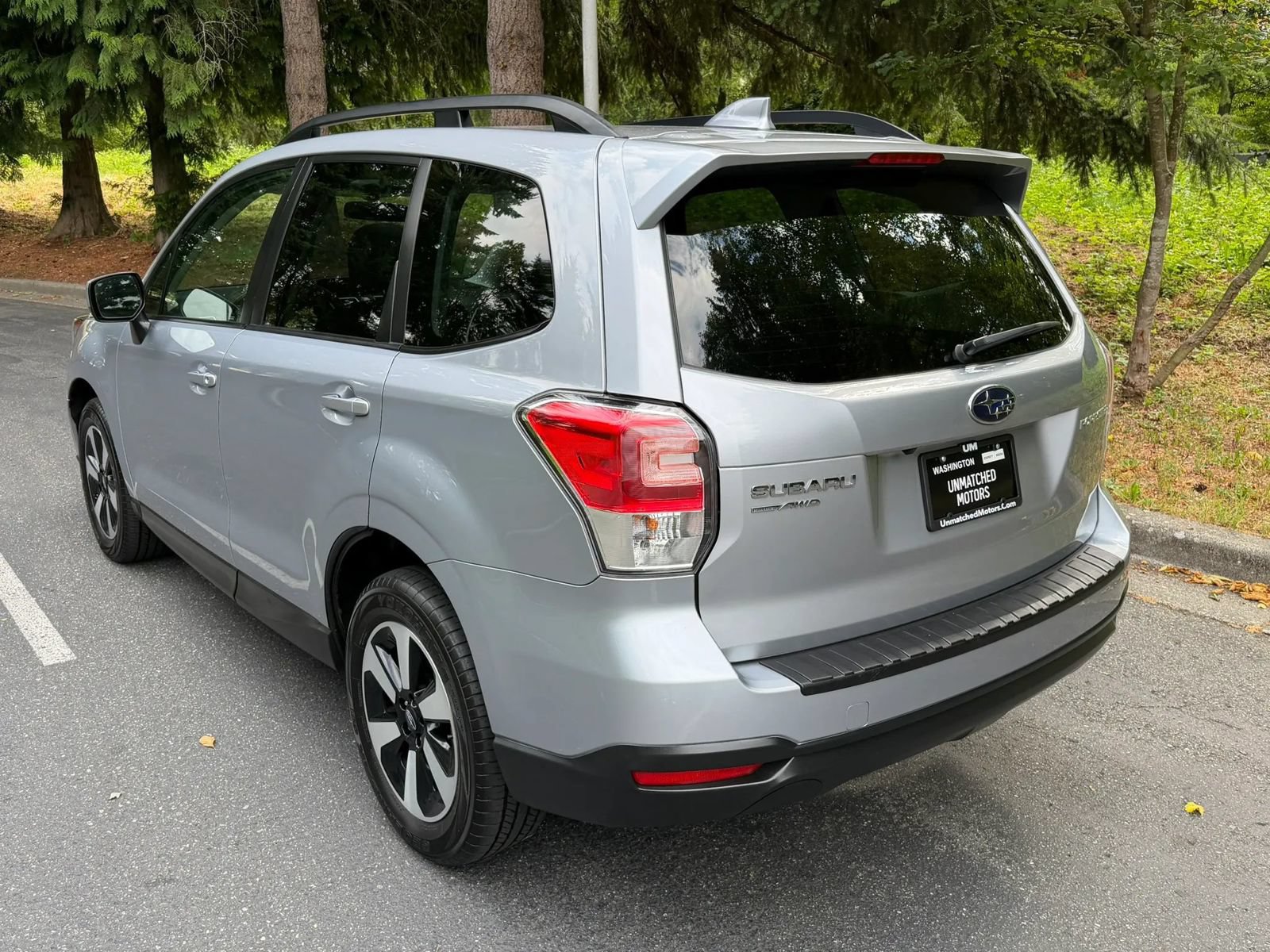 Used 2018 Subaru Forester 2.5i Premium w/ All-Weather Package AWD/4WD image 14