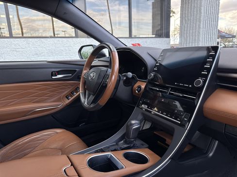 Used 2019 Toyota Avalon Limited w/ All Weather Liner Package image 45