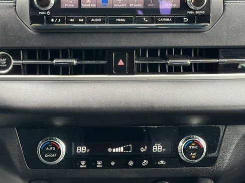 Used 2022 Mitsubishi Outlander SE image 20