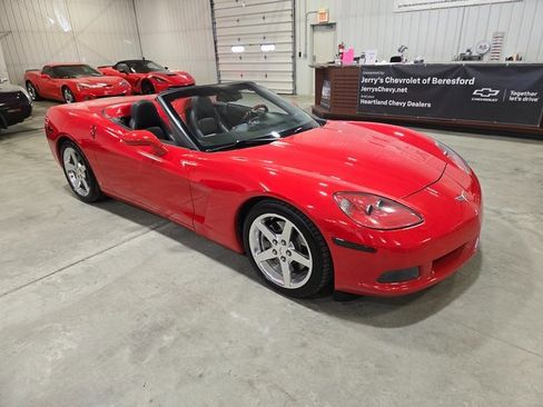 Used 2006 Chevrolet Corvette Base 2D Convertible w/ Preferred Equipment Group image 7