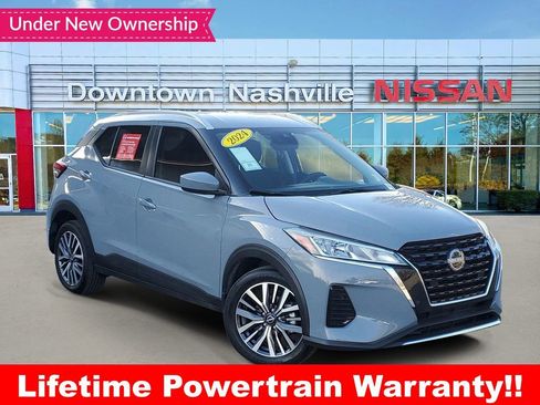 Certified 2024 Nissan Kicks SV FWD image 1