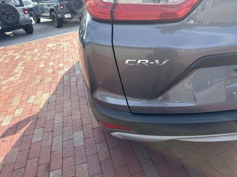 Used 2018 Honda CR-V LX image 8