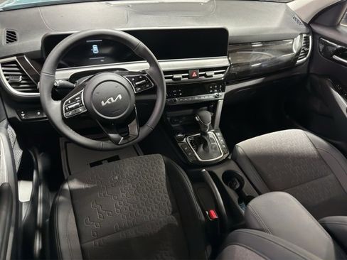 New 2026 Kia Seltos S image 11