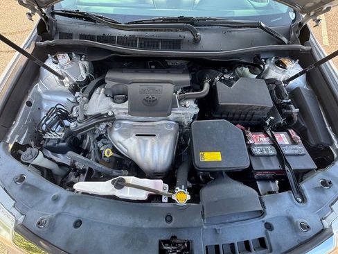 Used 2014 Toyota Camry XLE image 35