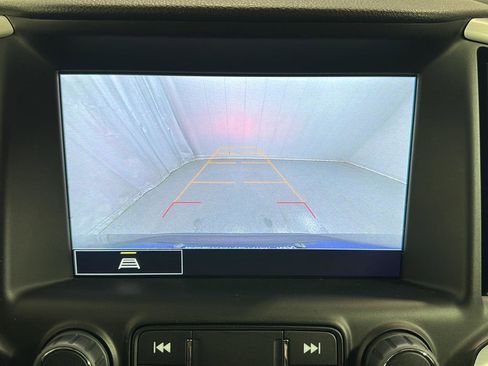 Used 2024 GMC Terrain SLT w/ Infotainment Package II image 13