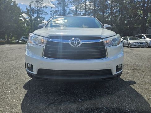 Used 2015 Toyota Highlander XLE AWD/4WD image 9
