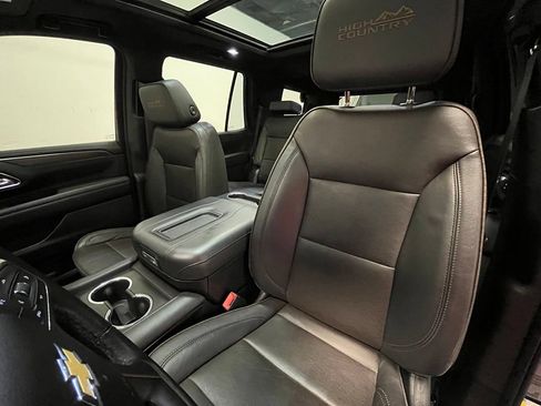 Used 2022 Chevrolet Tahoe High Country AWD/4WD image 10