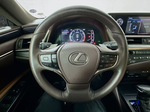 Used 2020 Lexus ES 350 w/ Premium Package FWD image 11