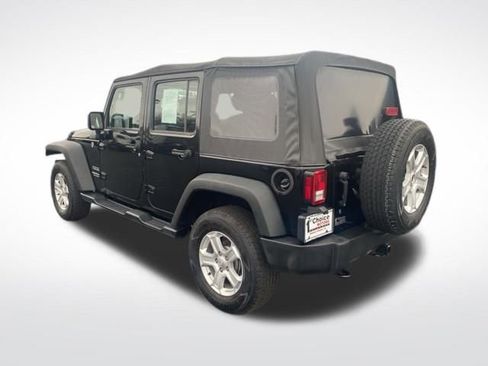 Used 2016 Jeep Wrangler Unlimited Sport w/ Connectivity Group image 3