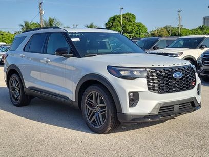 New 2026 Ford Explorer ST w/ Sun And Sound Package