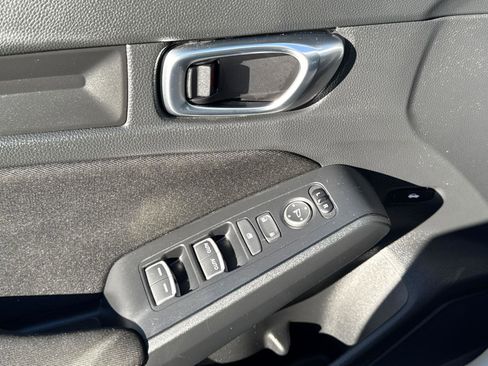 Used 2025 Honda Civic Sport image 29