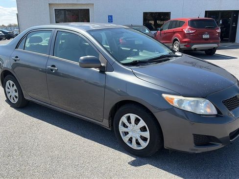 Used 2010 Toyota Corolla LE image 19