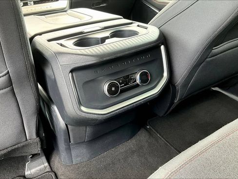 Used 2025 Ford Expedition Max Active RWD image 11