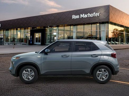 New 2026 Hyundai Venue SE image 3