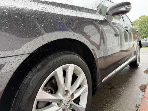 Used 2011 Lexus ES 350 image 25