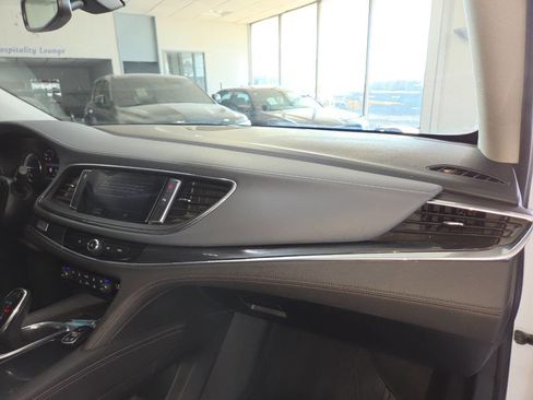 Used 2020 Buick Enclave Essence w/ Sound and Sites Package FWD image 32