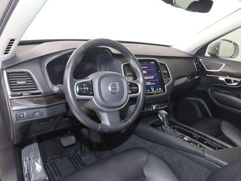Used 2018 Volvo XC90 T6 Momentum w/ Convenience Package AWD/4WD image 27