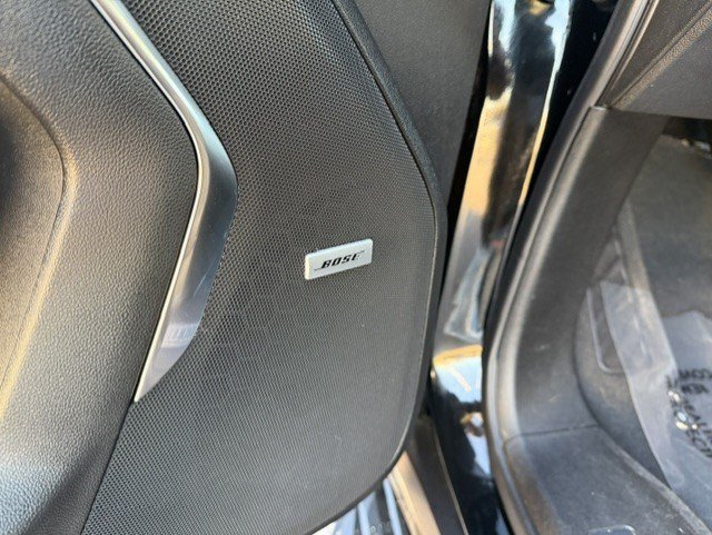Used 2025 Chevrolet Tahoe Premier AWD/4WD image 13