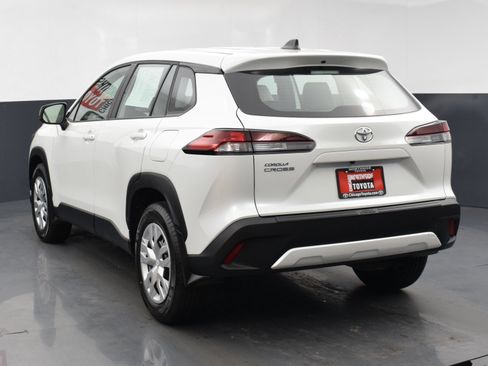 Used 2026 Toyota Corolla Cross L FWD image 3