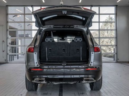 Used 2023 Buick Enclave Premium w/ Trailering Package, 5000 lbs. image 16