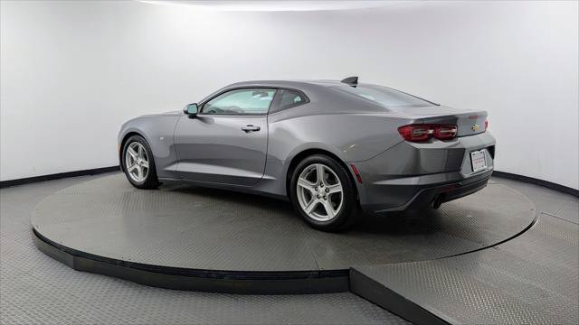 Used 2019 Chevrolet Camaro LT RWD image 6