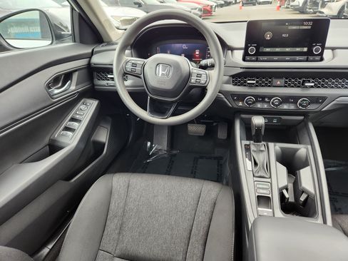 Used 2025 Honda Accord SE image 13