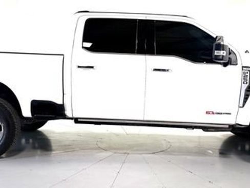 Used 2025 Ford F250 King Ranch w/ Chrome Package AWD/4WD image 3