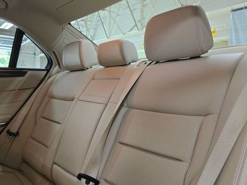 Certified 2016 Mercedes-Benz E 350 Sedan image 17