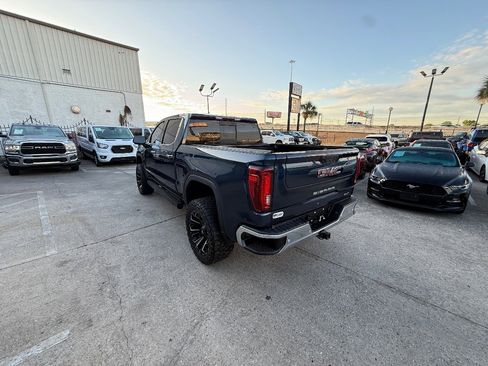 Used 2021 GMC Sierra 1500 SLT RWD image 8