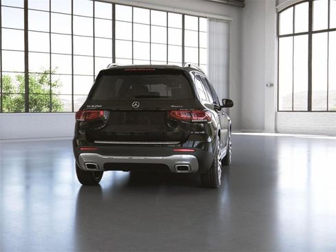 Certified 2022 Mercedes-Benz GLB 250 GLB 250 image 25