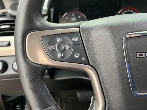 Used 2016 GMC Yukon Denali w/ Open Road Package AWD/4WD image 17