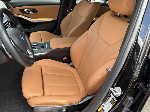 Used 2024 BMW 330e w/ Premium Package RWD image 19