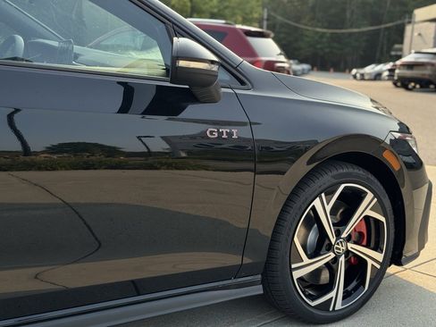 New 2025 Volkswagen GTI SE image 11