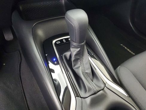 Used 2023 Toyota Corolla LE image 28