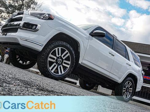 Used 2019 Toyota 4Runner SR5 image 5