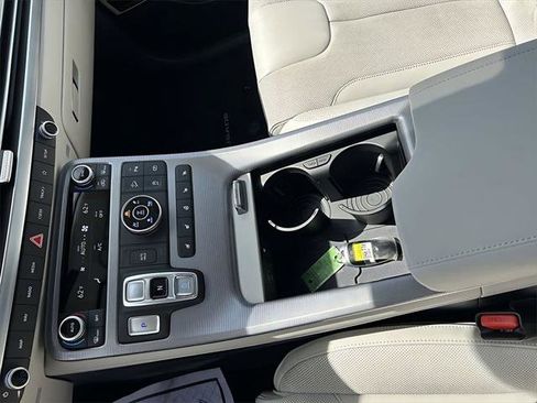 New 2025 Hyundai Palisade Calligraphy image 18