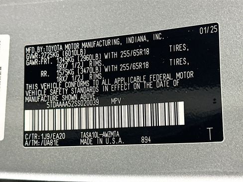 Used 2025 Toyota Grand Highlander FWD image 12