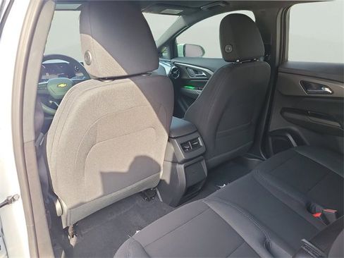 New 2026 Chevrolet Equinox EV LT image 14