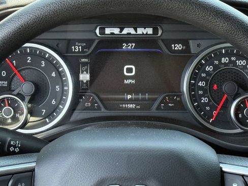 Used 2025 RAM 1500 Warlock AWD/4WD image 15