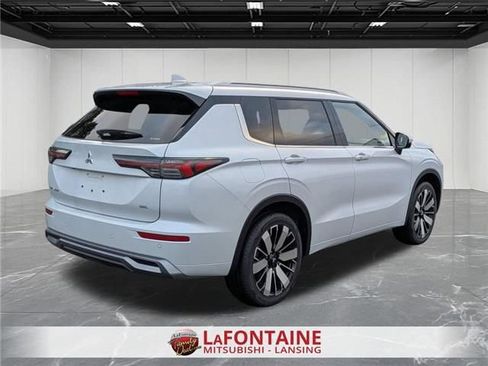 New 2026 Mitsubishi Outlander SEL AWD/4WD image 5