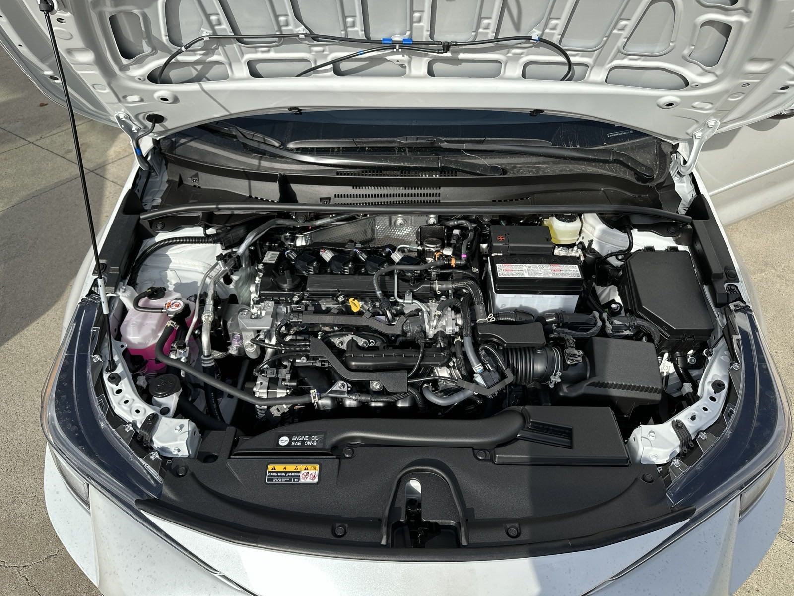 Used 2025 Toyota Corolla SE w/ SE Package FWD image 33