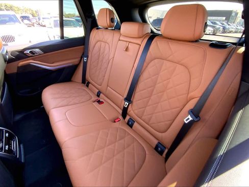 Used 2023 BMW X5 sDrive40i image 21