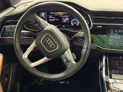 Used 2022 Audi Q8 Premium Plus w/ Premium Plus Package image 12