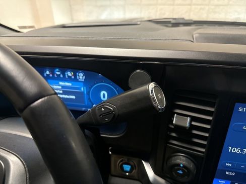 Used 2024 Ford F250 Lariat w/ Lariat Ultimate Package AWD/4WD image 28